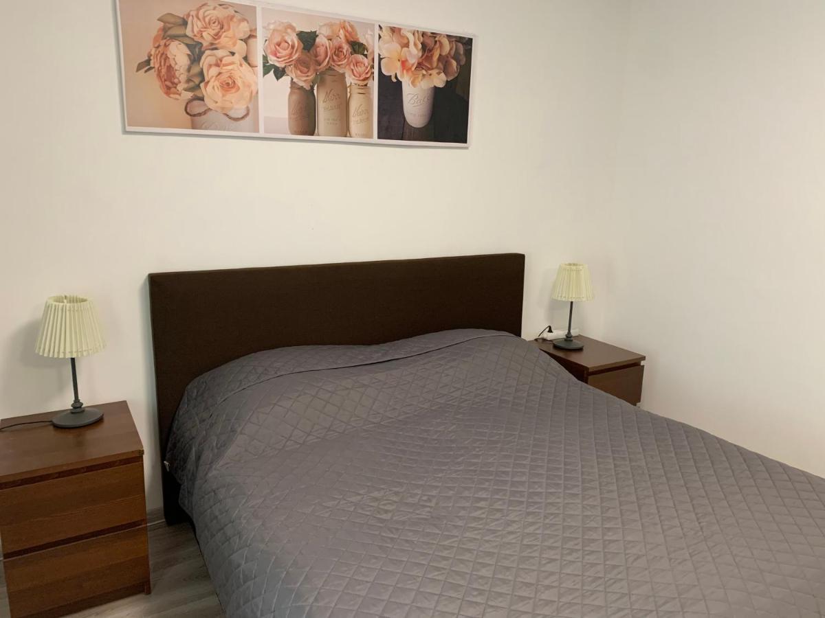 Apartament Tt10 Botanicka Trnava Luaran gambar