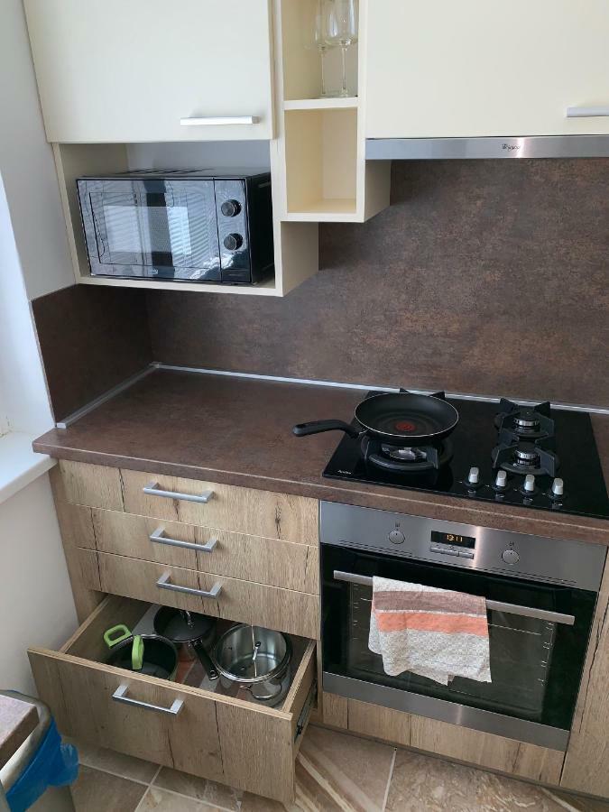 Apartament Tt10 Botanicka Trnava Luaran gambar
