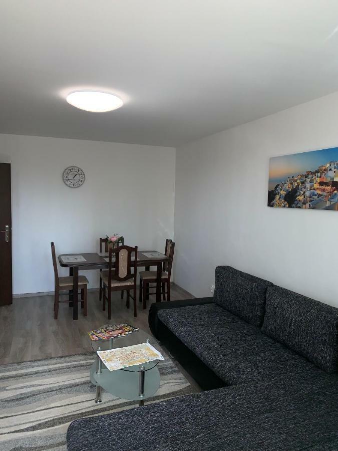 Apartament Tt10 Botanicka Trnava Luaran gambar