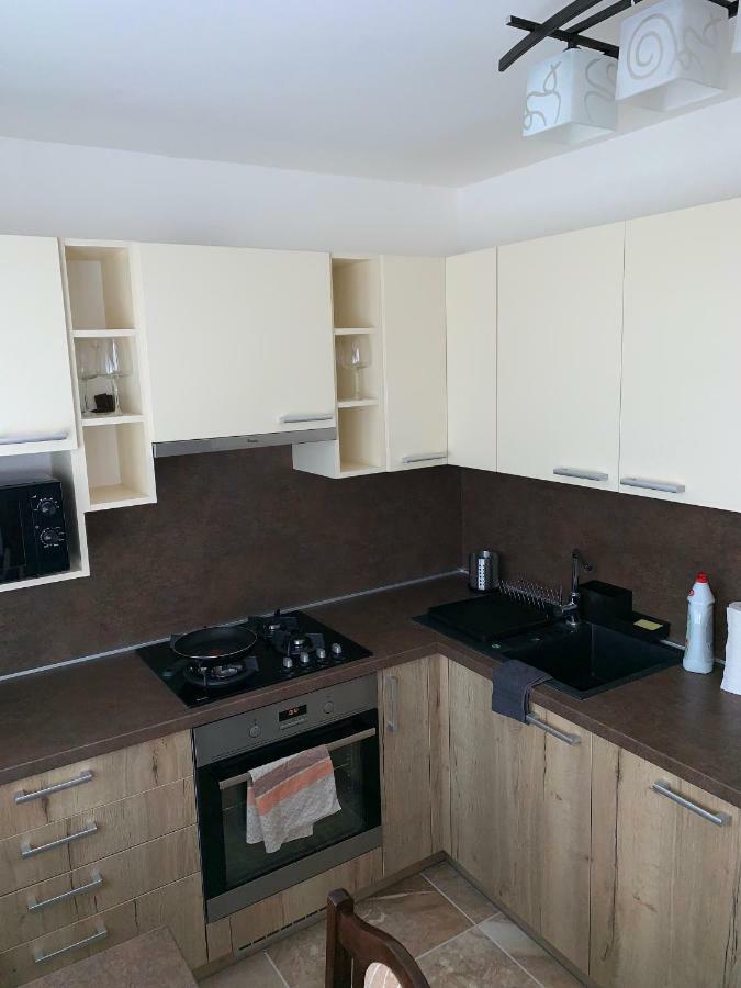 Apartament Tt10 Botanicka Trnava Luaran gambar