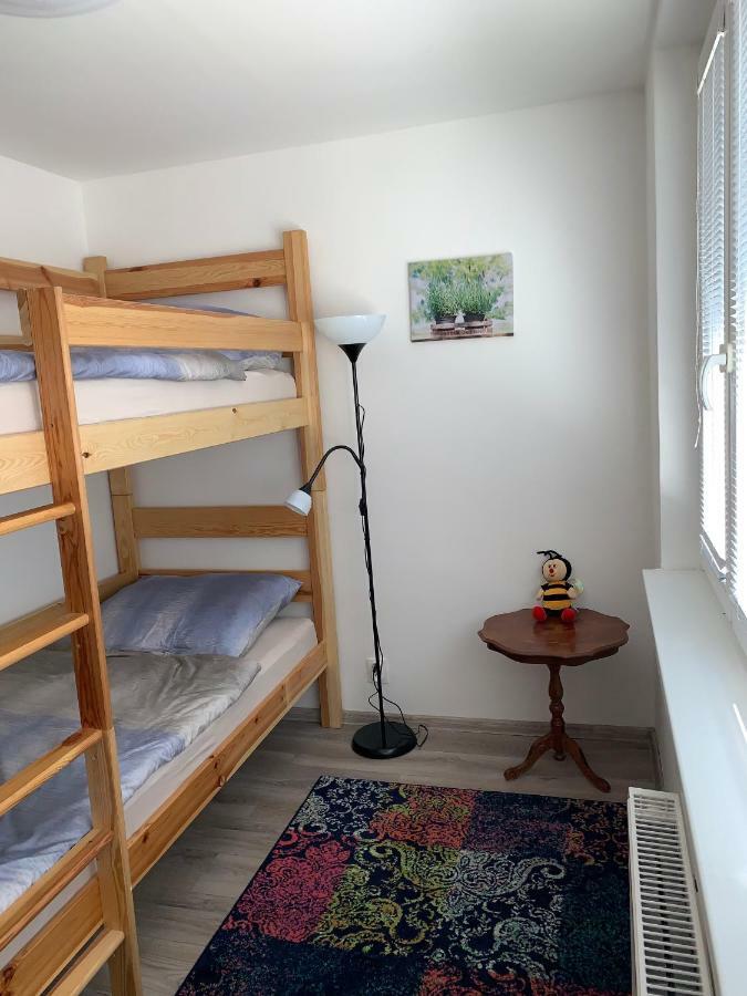 Apartament Tt10 Botanicka Trnava Luaran gambar